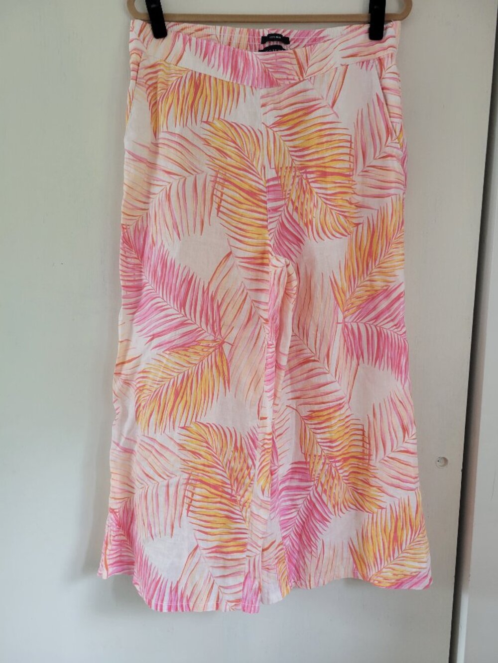 Tahari 100% Linen Tropical Palm Leaf Print Flowy Wide Leg Crop Pants Pink XL - Picture 3 of 9
